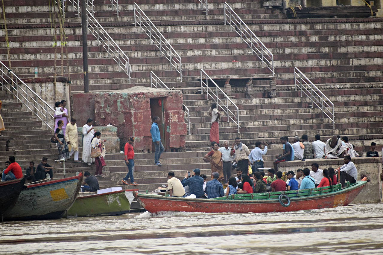 17 Nights / 18 Days Rajasthan with Varanasi Tour Package