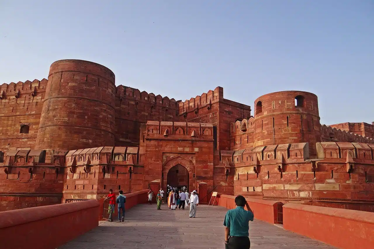 Day Trip to Taj Mahal, Agra Full Day From Delhi By Ac Car