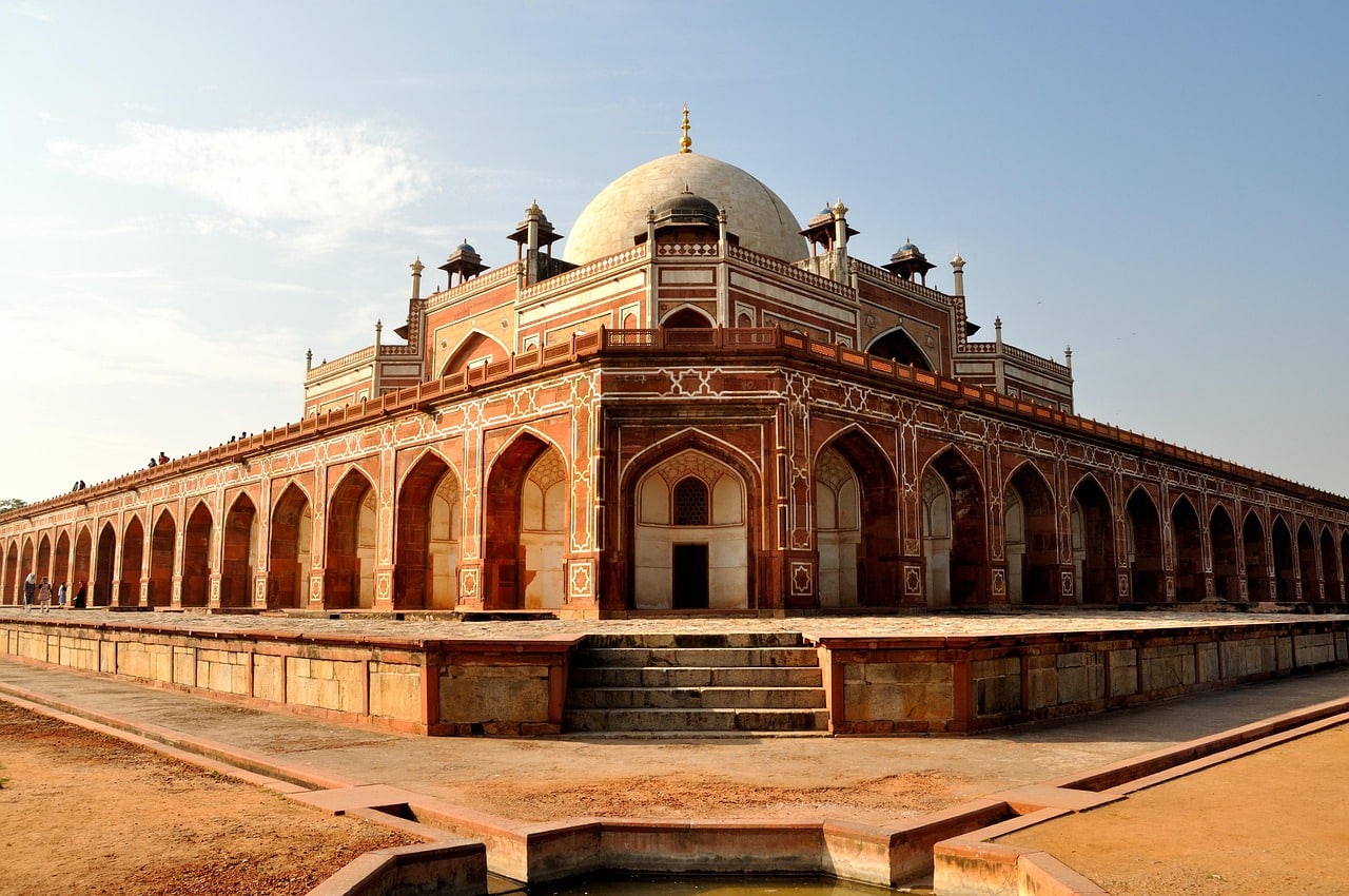 Delhi - Agra – Jaipur – Amritser – Delhi – Varanasi – Delhi