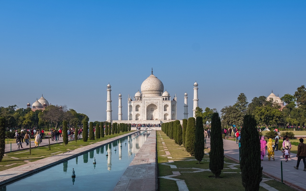 Delhi - Agra – Delhi Tour Package 1 Night 2 Days